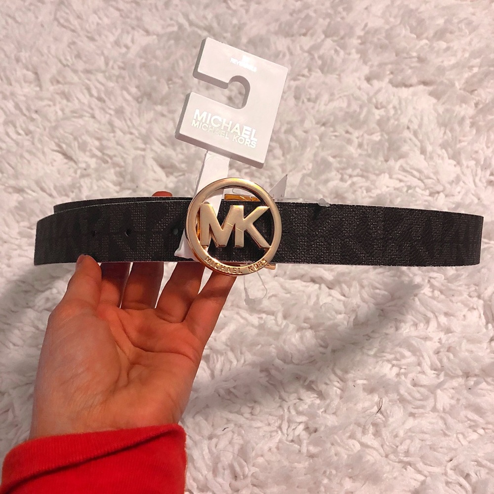 SALE✨ MICHEAL KORS Women’s Reversible Belt (M)